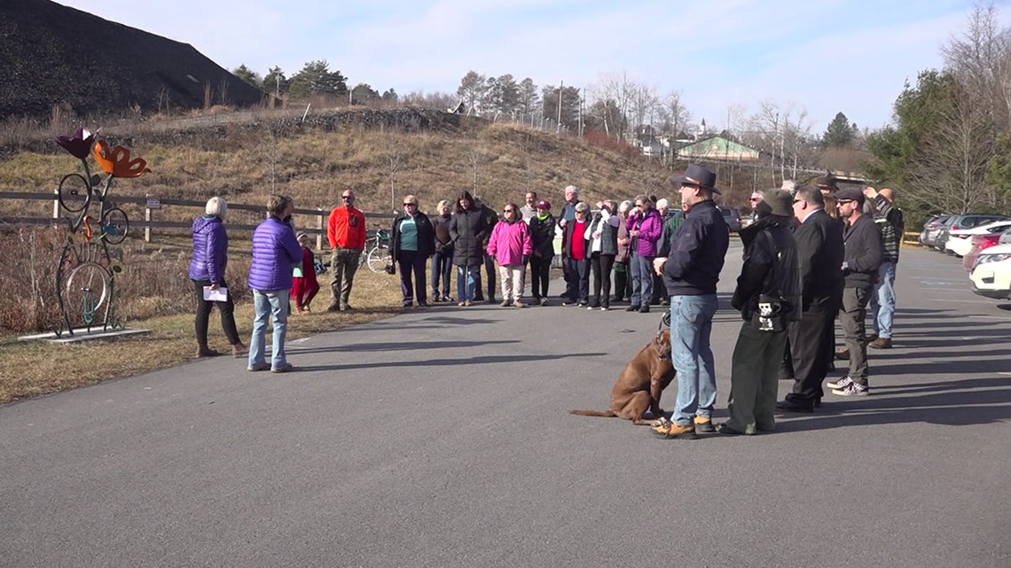 Sculpture Trail Unveiled In Forest City Wnep