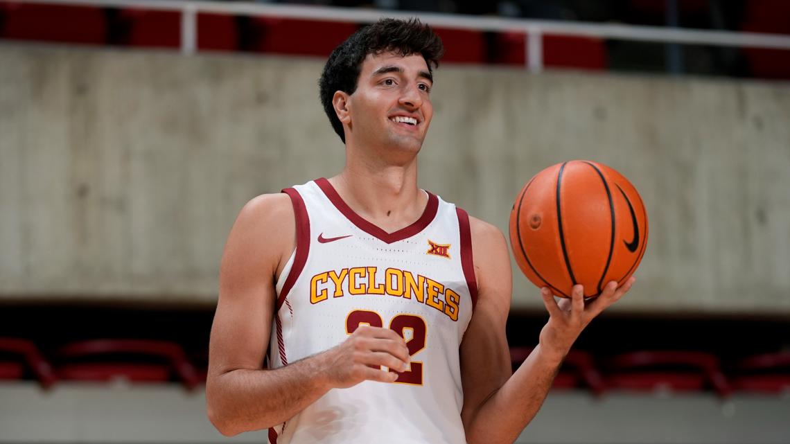 Milan Momcilovic Out With Hand Injury Iowa State Cyclones Men S