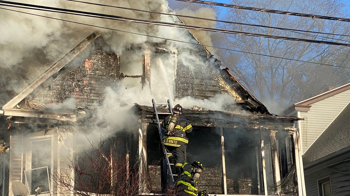 Crews Battle Alarm House Fire In New Haven Fox