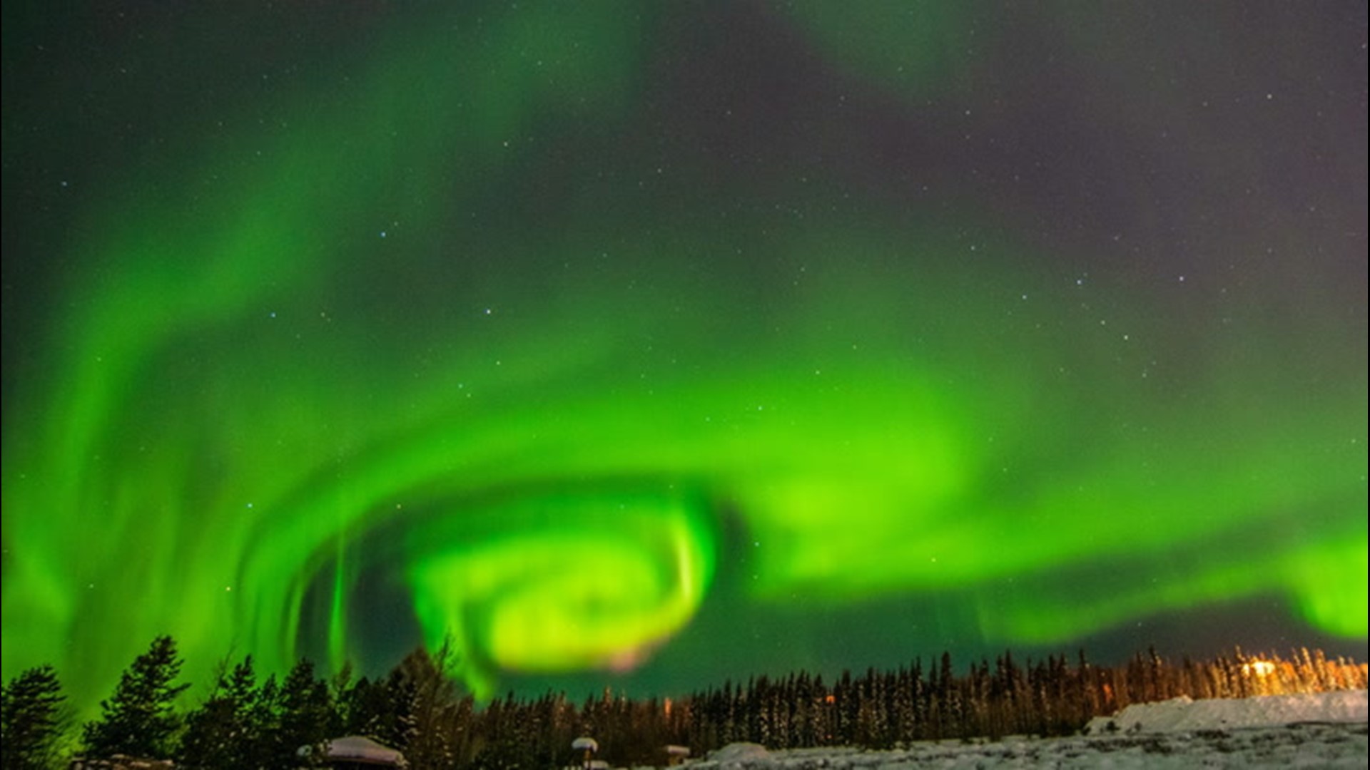 These amazing photos of the aurora were taken in Fairbanks, Alaska, on April 7, during a cold snap with temperatures as low as 20 degrees below zero Fahrenheit.