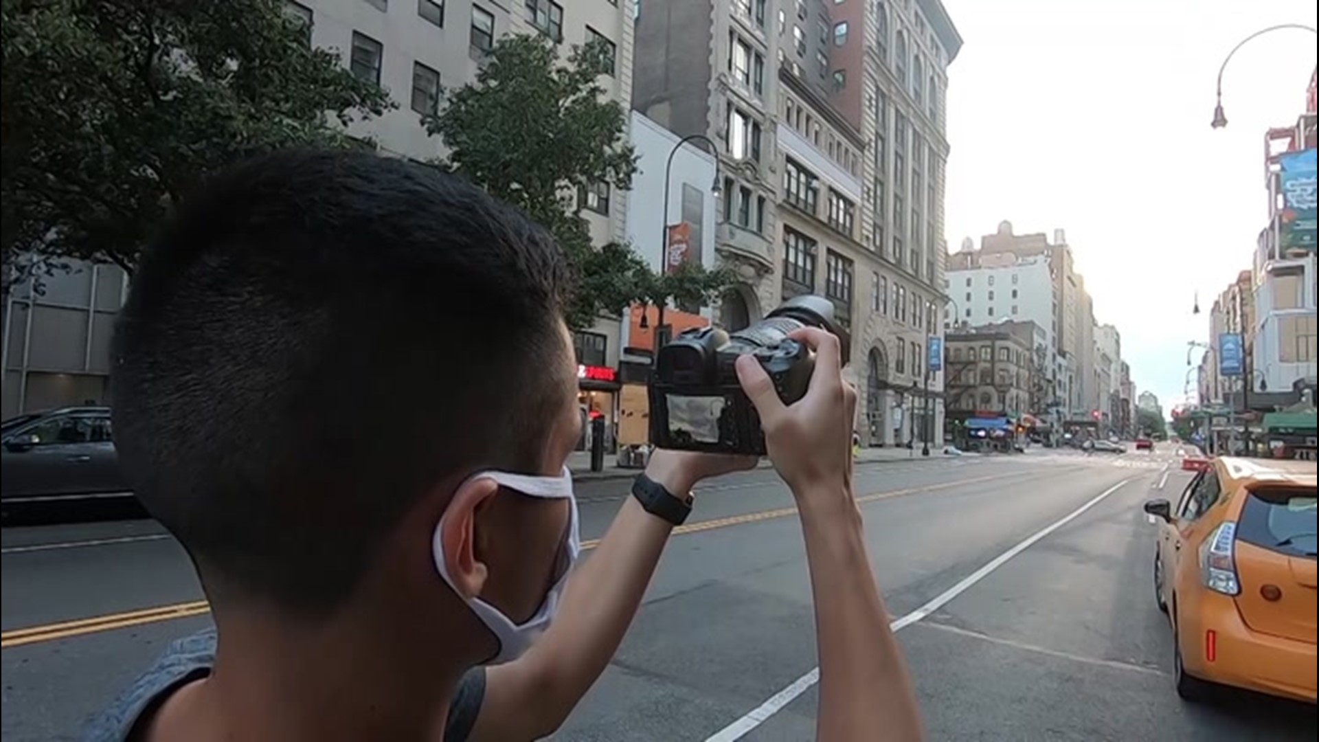 AccuWeather's Dexter Henry caught up with a photographer to discuss how weather impacts getting the perfect snapshot of Manhattanhenge.