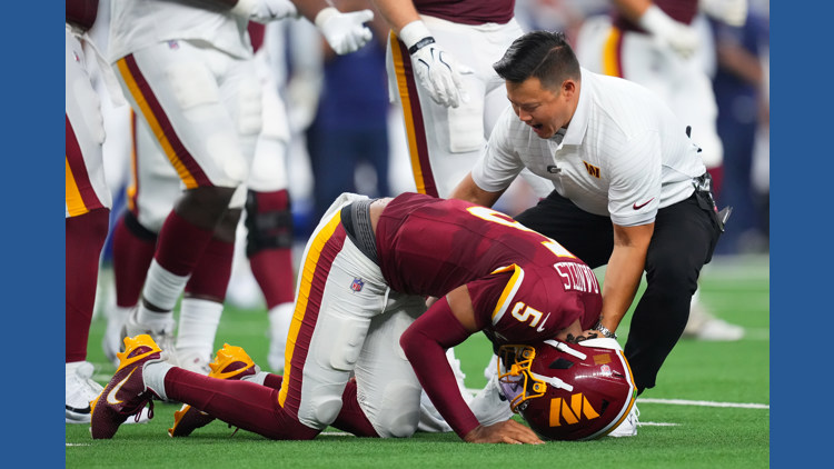 Commanders QB Jayden Daniels dislocates his left elbow for the second time in less than a year