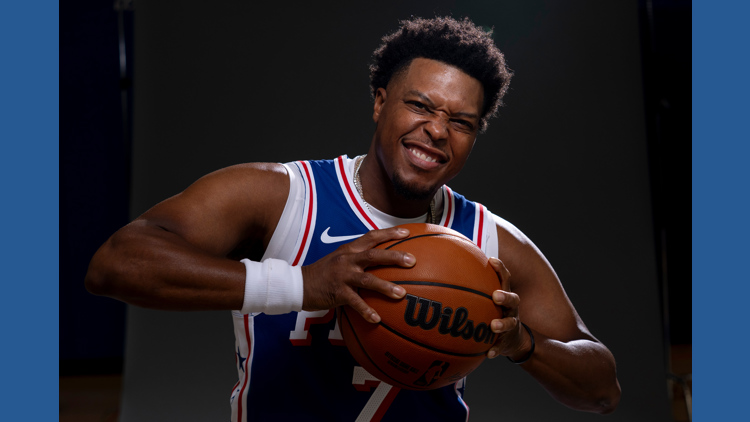 Kyle Lowry makes season playing debut for 76ers, joins NBA's exclusive 20-year club