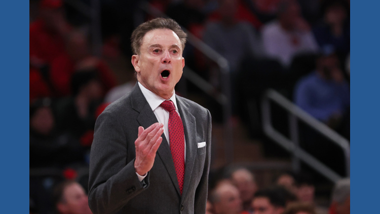 No. 17 St. John's routs Creighton 81-52 for longest winning streak in 4 decades