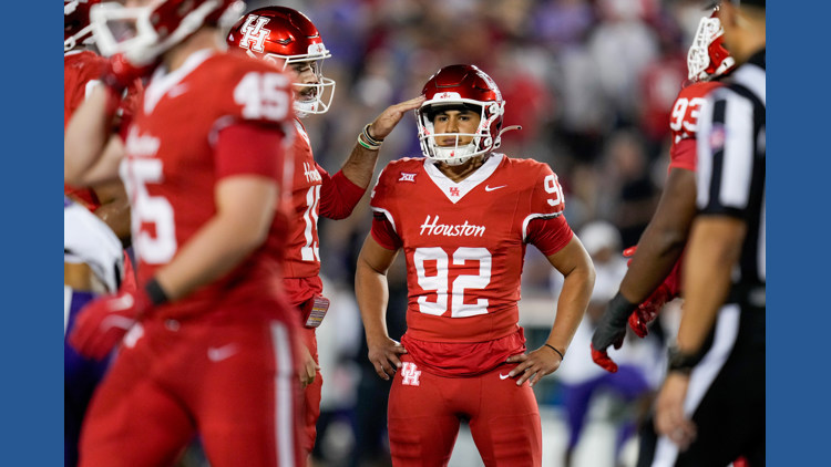No. 25 Houston misses late field goal in 17-14 loss to TCU
