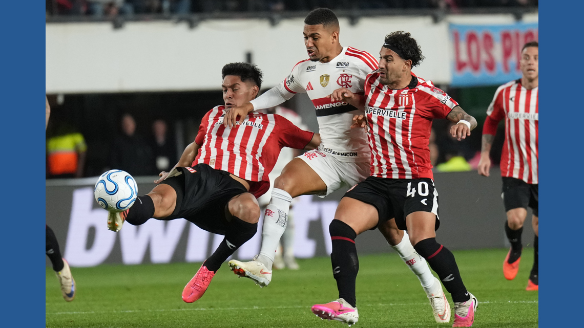 Flamengo grinds out a 0-0 draw at Estudiantes in the Copa Libertadores ...