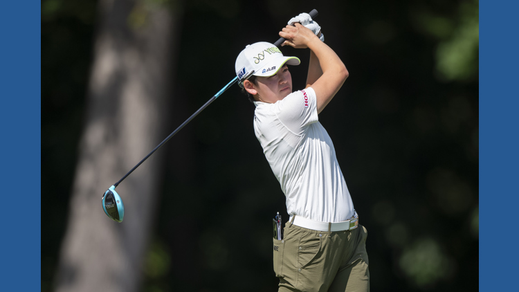 Akie Iwai leads at windy Hoakalei, with 8 players a shot back and Nelly Korda 2 behind