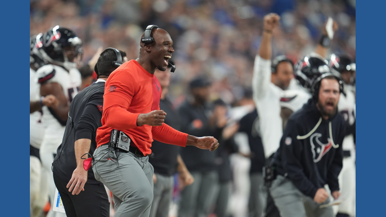 Texans' defense shines in 20-16 win over Colts as Stroud returns