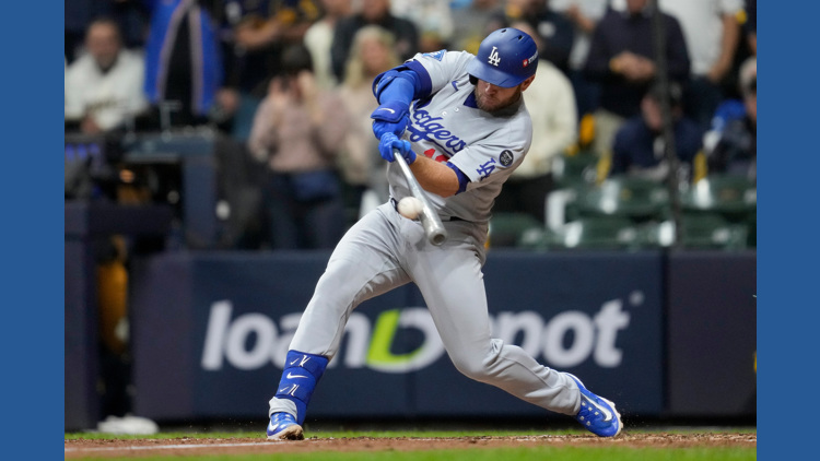 Max Muncy sets Dodgers record by hitting his 14th career postseason homer