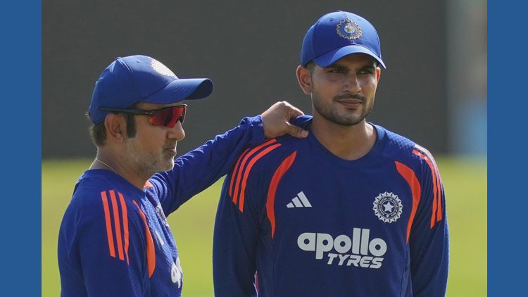Shubman Gill leading India cricket team on the field during the test match