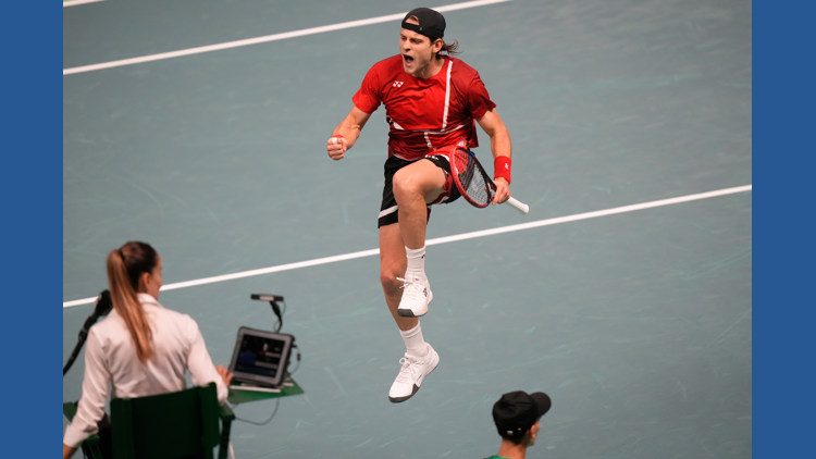 Bergs leads Belgium into Davis Cup semifinals with win over France