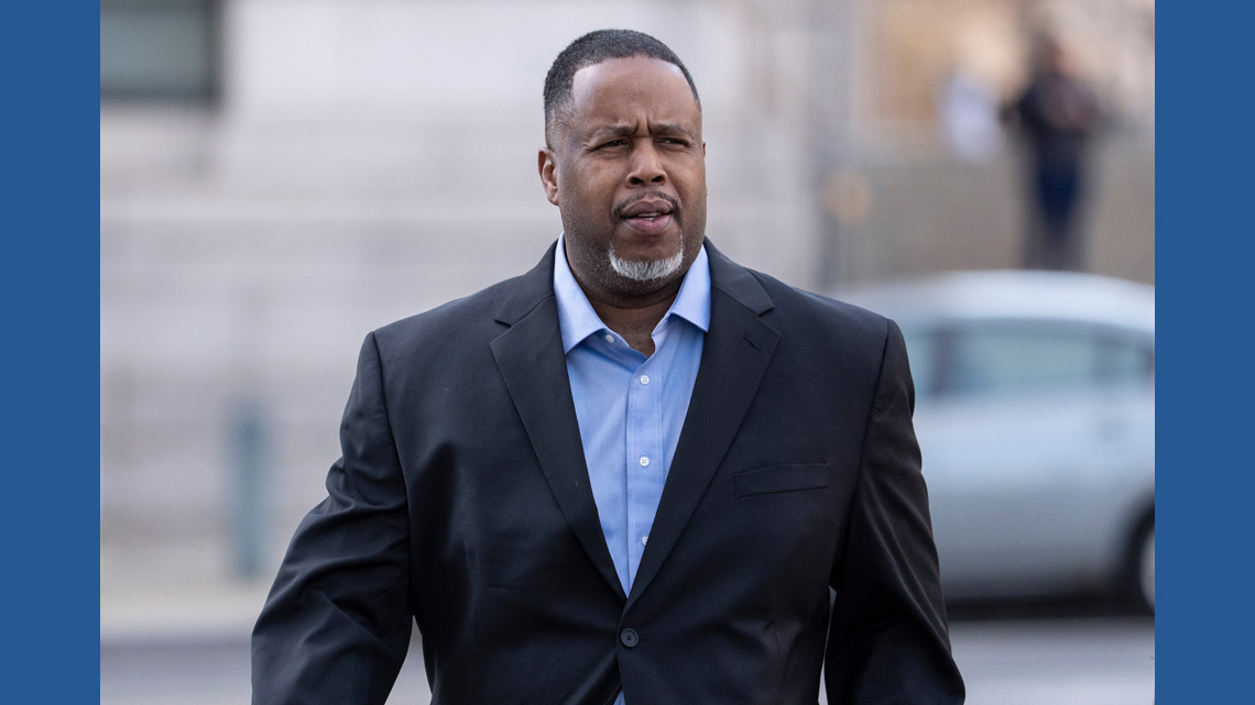 Ex-NBA player Damon Jones set to plead guilty in gambling sweep that netted more than 30 arrests