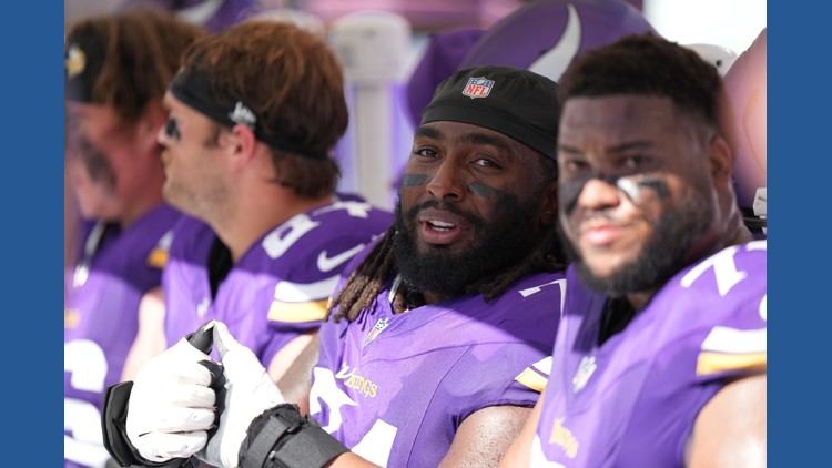 Vikings likely lose left guard Donovan Jackson for the rest of the regular season with a knee injury