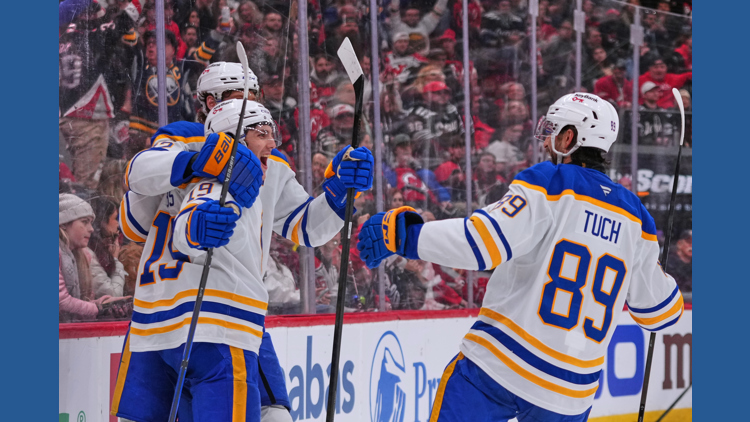 Lyon makes 27 saves against former Florida teammates, Sabres top Panthers 3-2