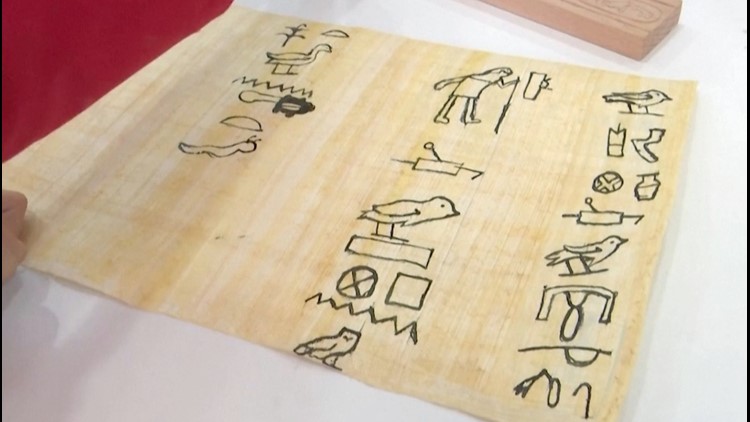Egyptian Teacher Preserves Hieroglyphics by Teaching Youngsters How to Read Them