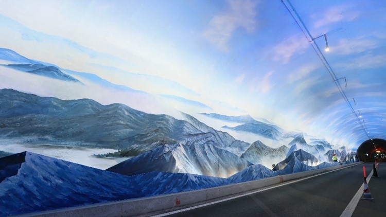 Must See! This Highway Tunnel Was Transformed Into a Trip Through the Year's 4 Seasons