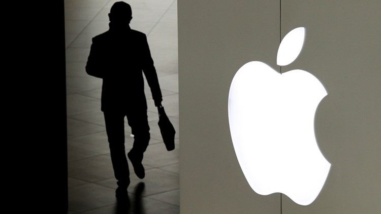 Apple faces serious legal threat from Fortnite maker Apple faces serious legal threat from Fortnite maker