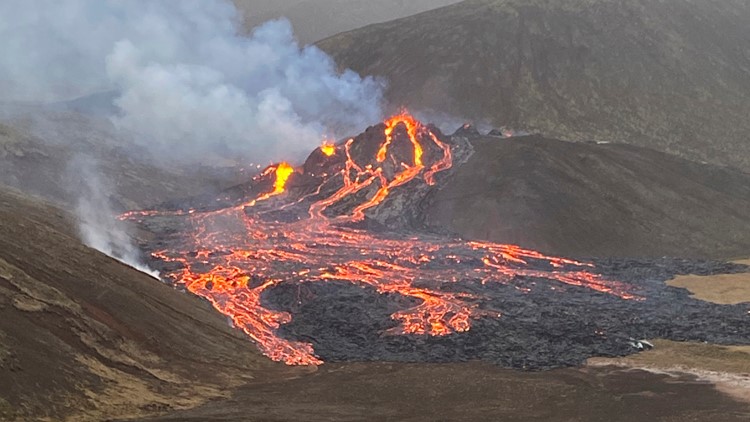 Eruption of long-dormant Iceland volcano easing, not affecting flights