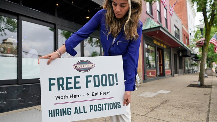 US adds modest 559,000 jobs, a sign of more hiring struggles