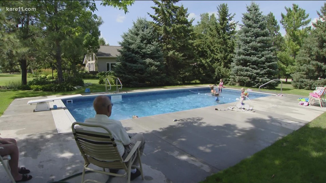 Four years after installing a pool for neighborhood kids, 98-year-old still loves seeing his yard filled with families