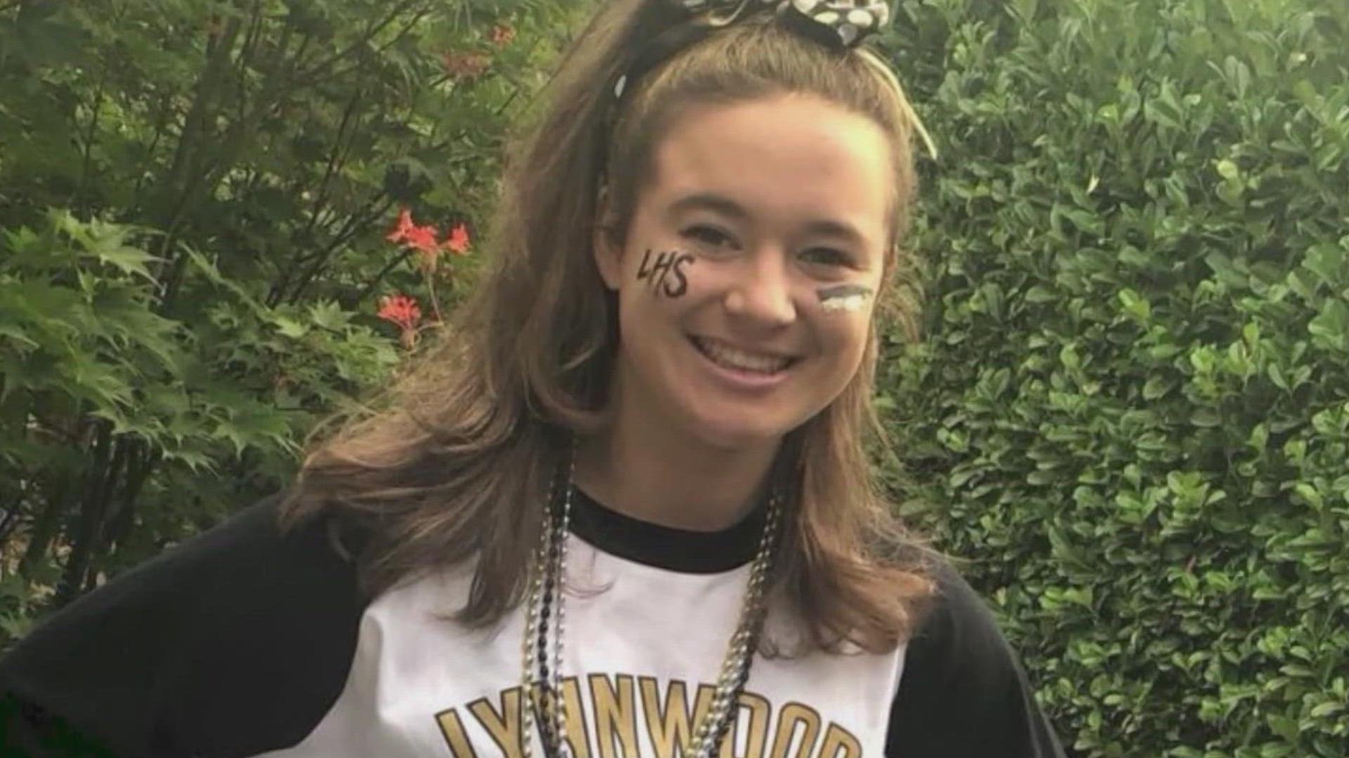 She graduated with a 3.87 GPA but could barely read, now she's suing a ...