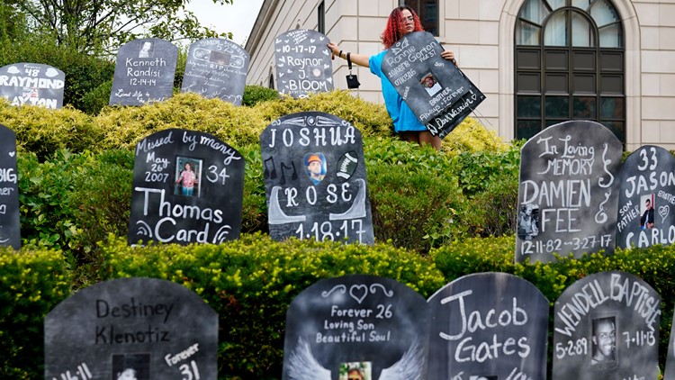 Purdue Pharma director grilled on proposed opioid settlement