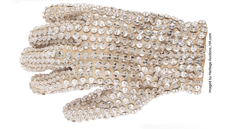 Michael Jackson's Victory Tour Glove to Sparkle in Spotlight at Heritage  Auctions