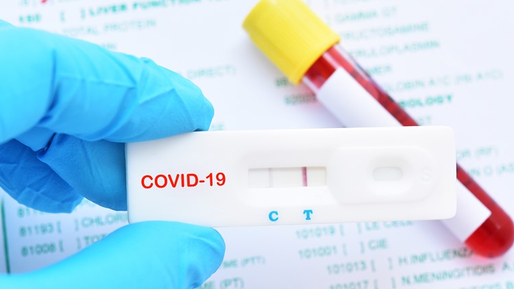 US COVID hospitalizations, new cases drop to lowest in months