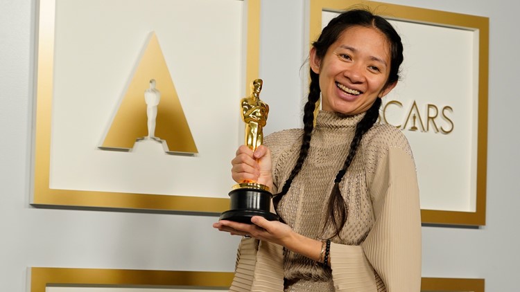 Chloé Zhao makes history, wins best director Oscar for 'Nomadland'