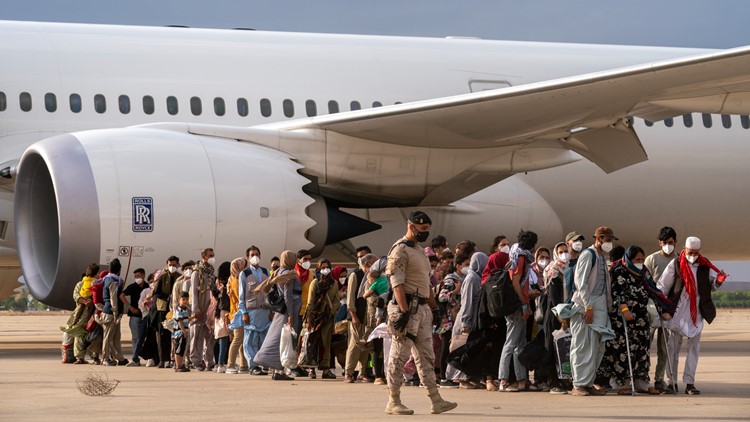 Evacuations resume after Kabul bombings as toll now over 100