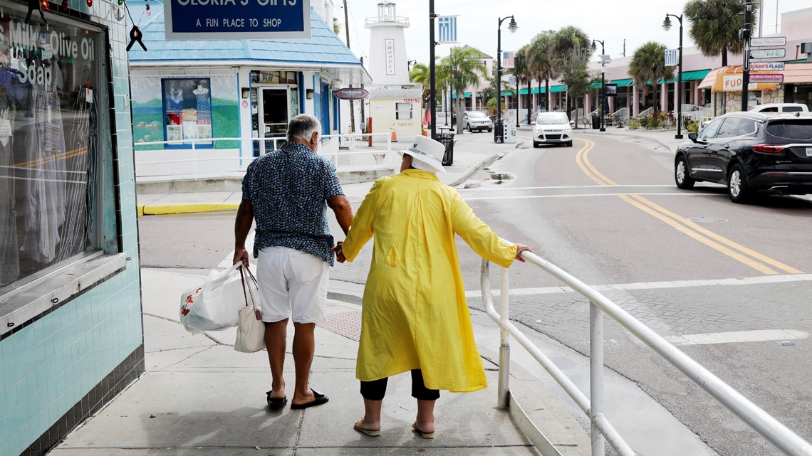 Tennessee governor signs anti-LGBT adoption bill | localmemphis.com