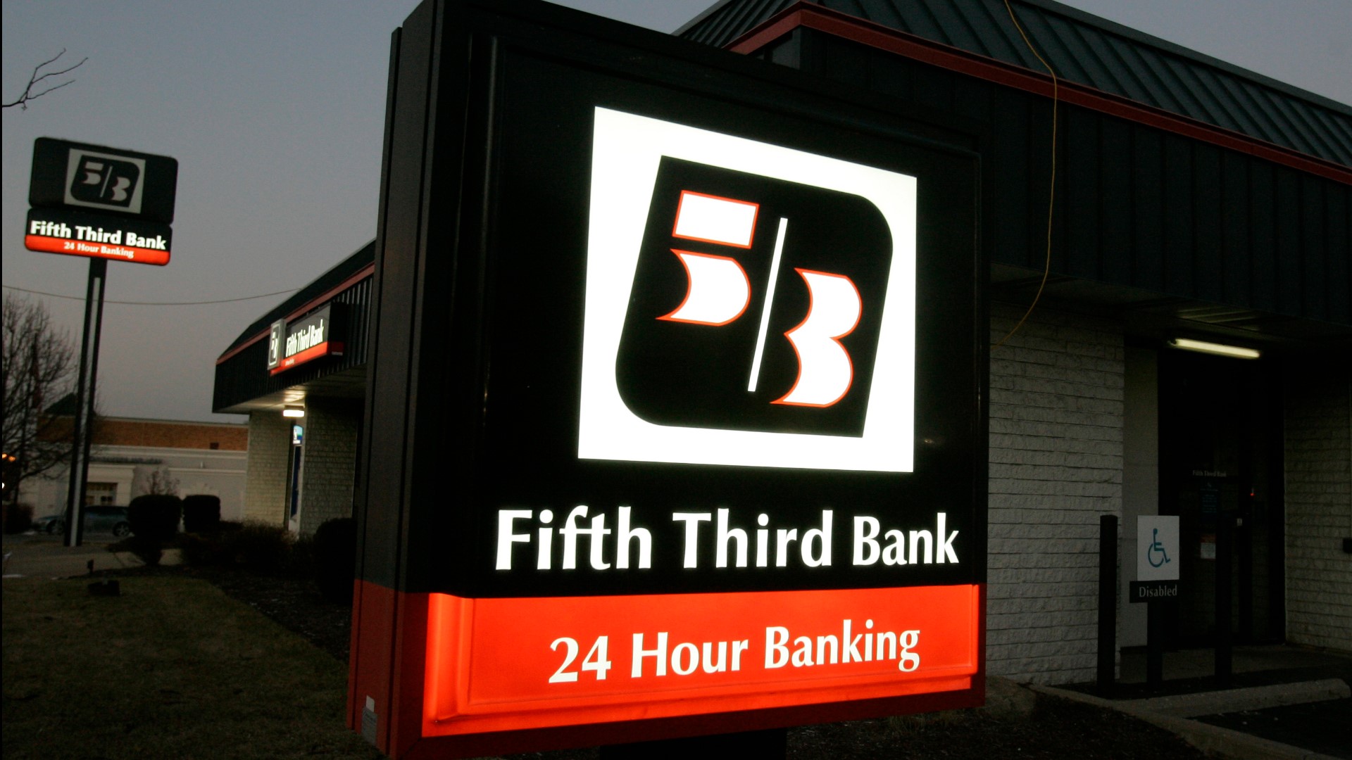 Comerica Bank has merged with Fifth Third. Here's what it means for ...