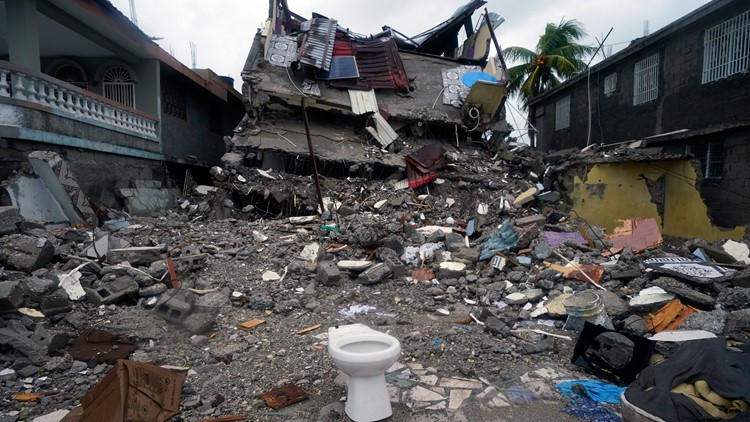 9667b5e8 fc93 4786 b7a1 https://rexweyler.com/haitis-earthquake-death-toll-rises-to-1941-nearly-10k-injured/