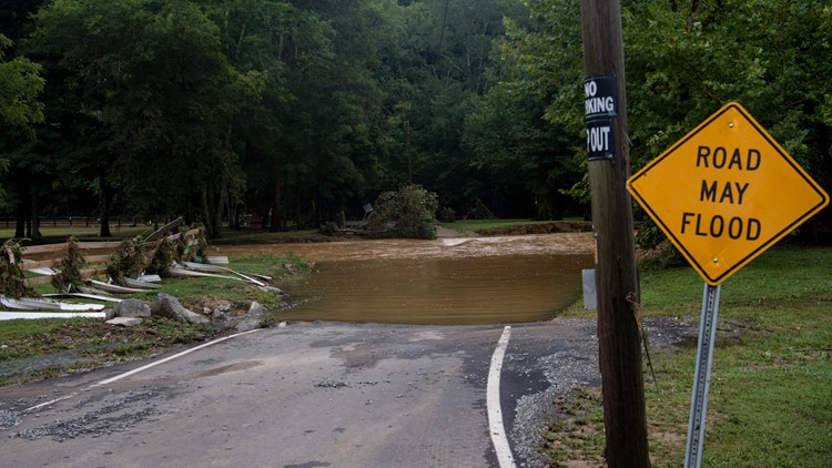 96f7c80f 3564 421a 9002 https://rexweyler.com/fatal-flooding-in-tennessee-leaves-more-than-20-dead/