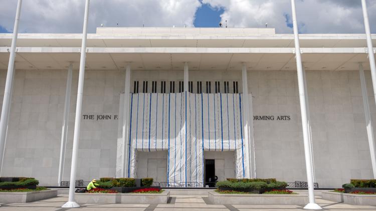 Kennedy Center board set to vote on whether to move forward with closure