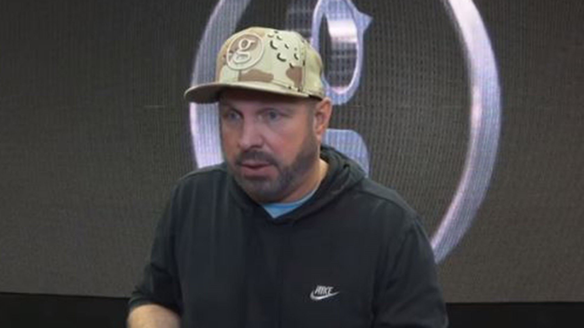 Garth Brooks says he's done playing to stadiums