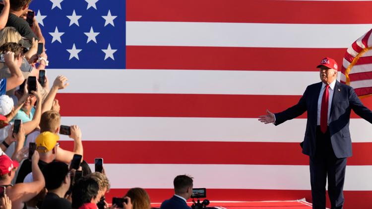 Trump wants to celebrate 250 years of independence with a UFC fight at the White House
