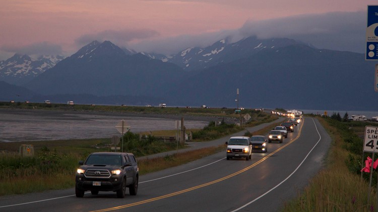 Alaska 8.2 earthquake produces prolonged shaking, small tsunami