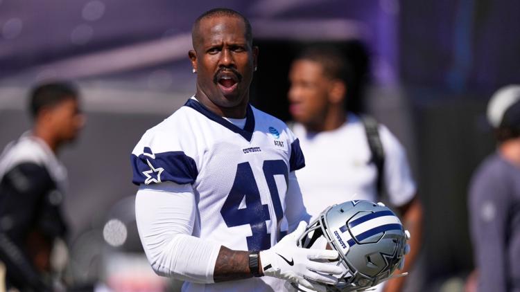 Von Miller offers Dallas Cowboys teammate lifetime supply of chicken for No. 40 jersey