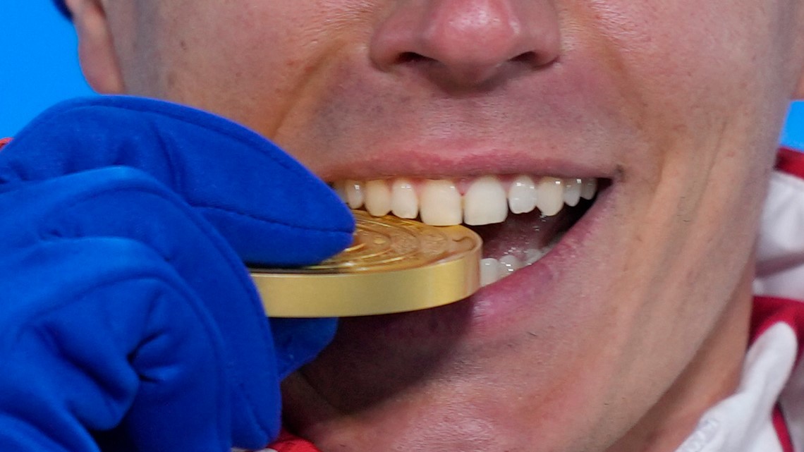 Why Do Olympic Athletes Bite Their Medals Localmemphis Com   A8250c20 6fa9 4381 92ba Bfde86c9beaa 1140x641 