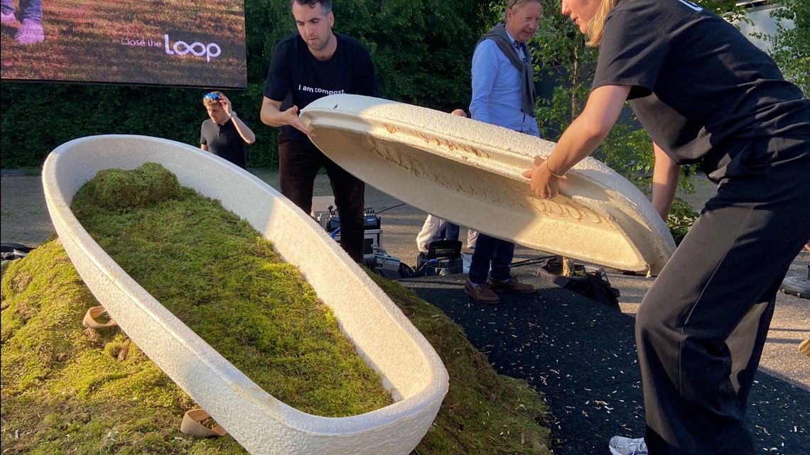 Loop Biotech grows mushroom coffins for sustainable burials