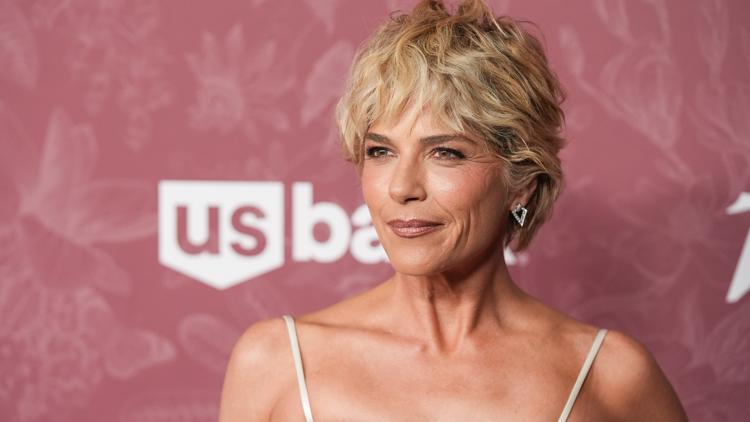 Actress Selma Blair arrested after incident during flight to New York