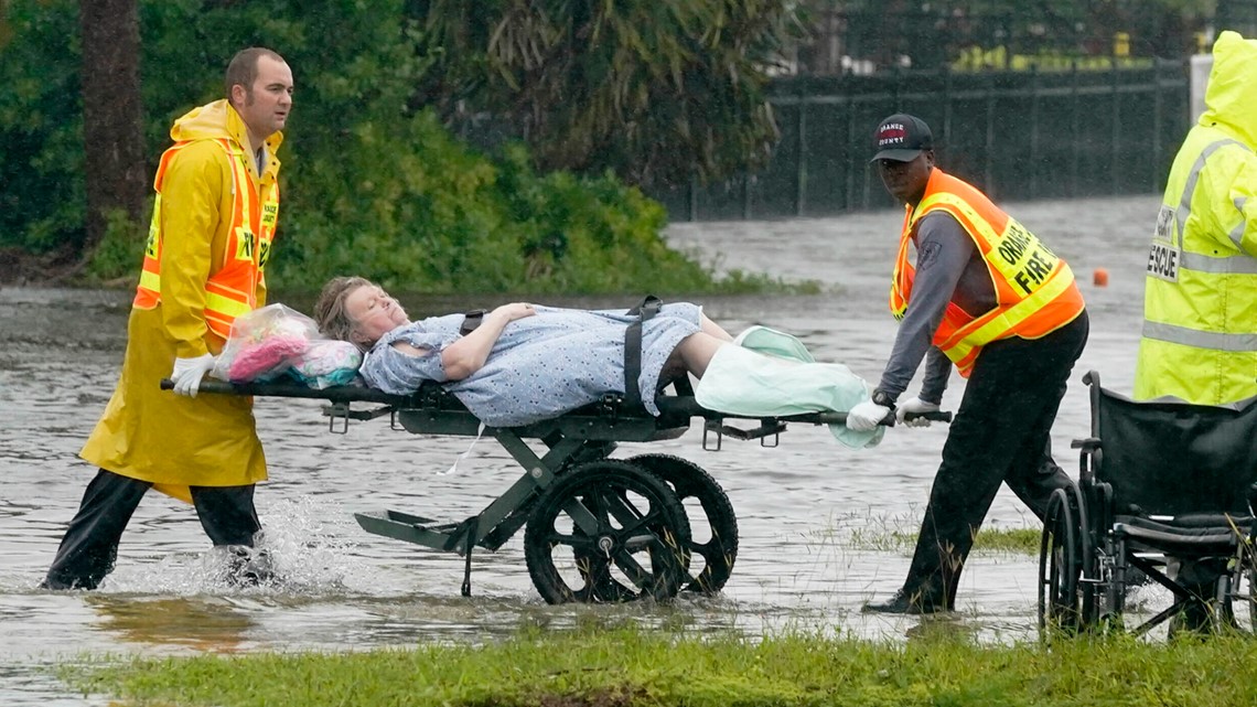 Hurricane Ian swamps Florida hospital, rips part of roof off