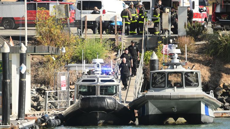 1 dead and 2 missing from pontoon boat near Alcatraz Island off San Francisco