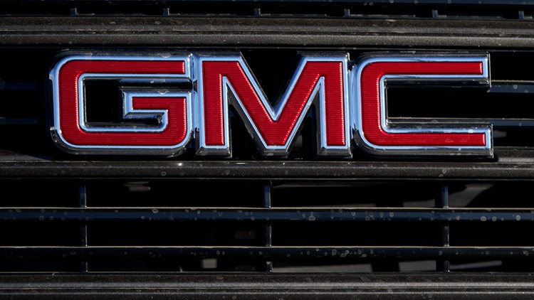 General Motors is recalling over 323,000 heavy-duty pickups because tailgates can open unexpectedly