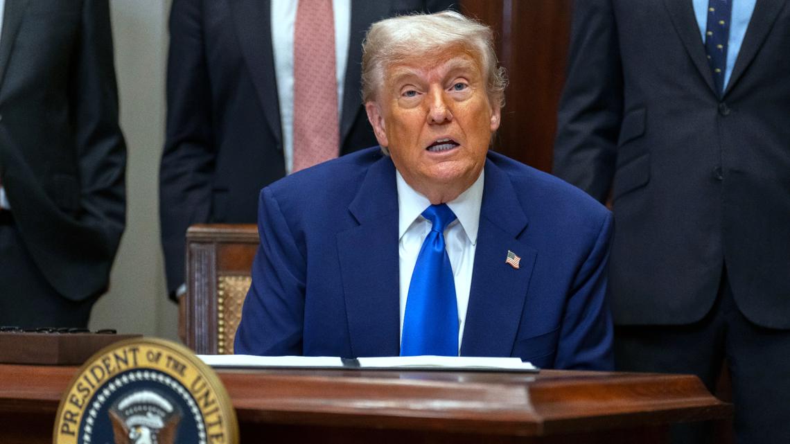 Trump says he will call Putin, then Zelenskyy, on Monday to push for Ukraine ceasefire