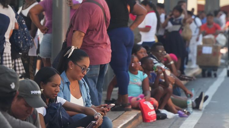 7.7 magnitude earthquake shakes Panama, prompting evacuations