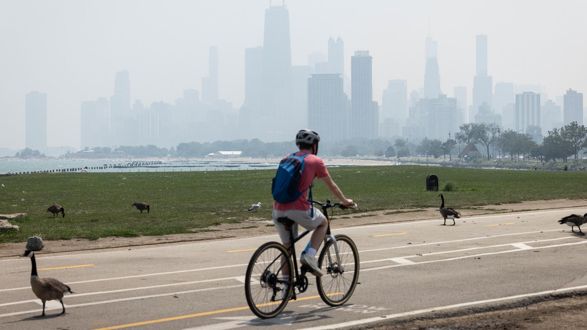 Air quality alerts in effect for Midwest amid smoke from Canadian ...