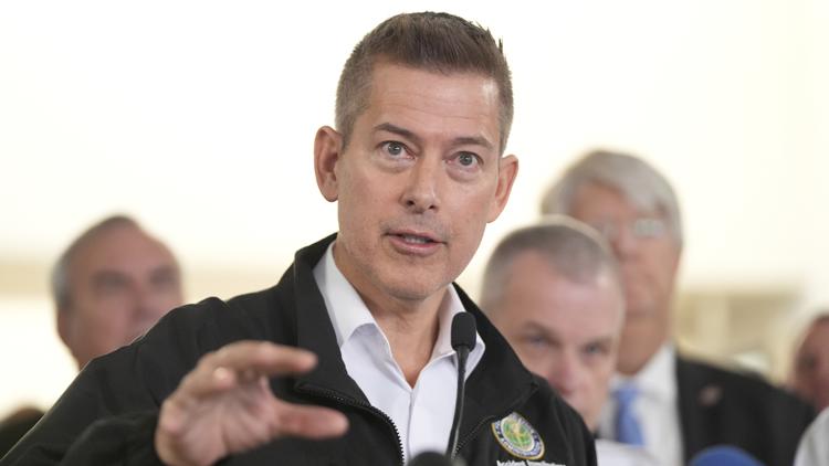 Who is Sean Duffy, the public face of the federal government's response to the plane crash near DC?