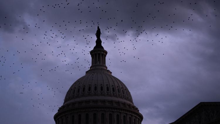 Senate Passes Funding Bill to Avert Government Shutdown Before Election